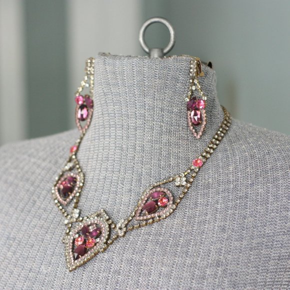 Vintage Pink Gems Clip on Earrings and Necklace - Picture 2 of 8